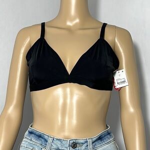 Parade Women's Black Bra With Hook and Latch and mesh sides (3123)